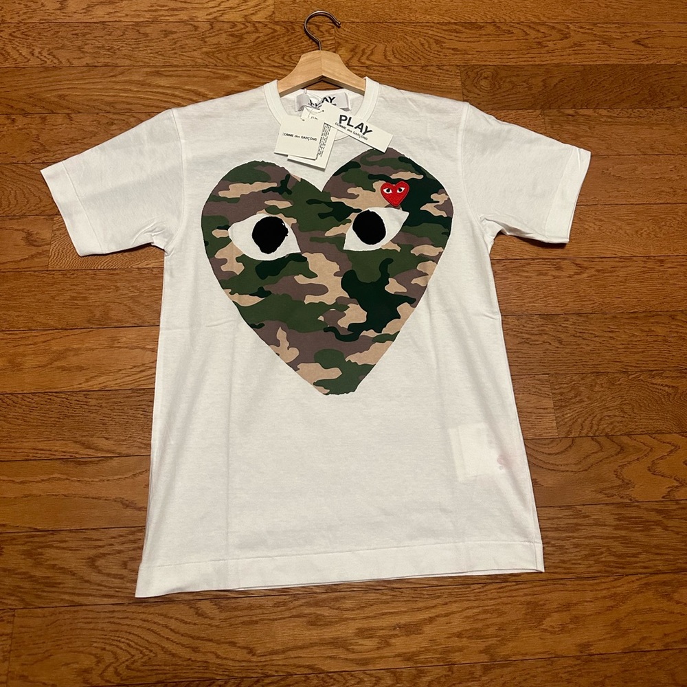 Comme des Garcons Play Heart Camo T-Shirt